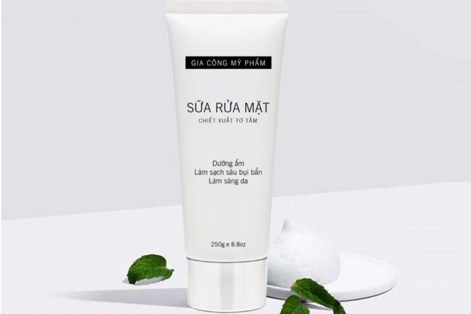 gia-cong-sua-rua-mat